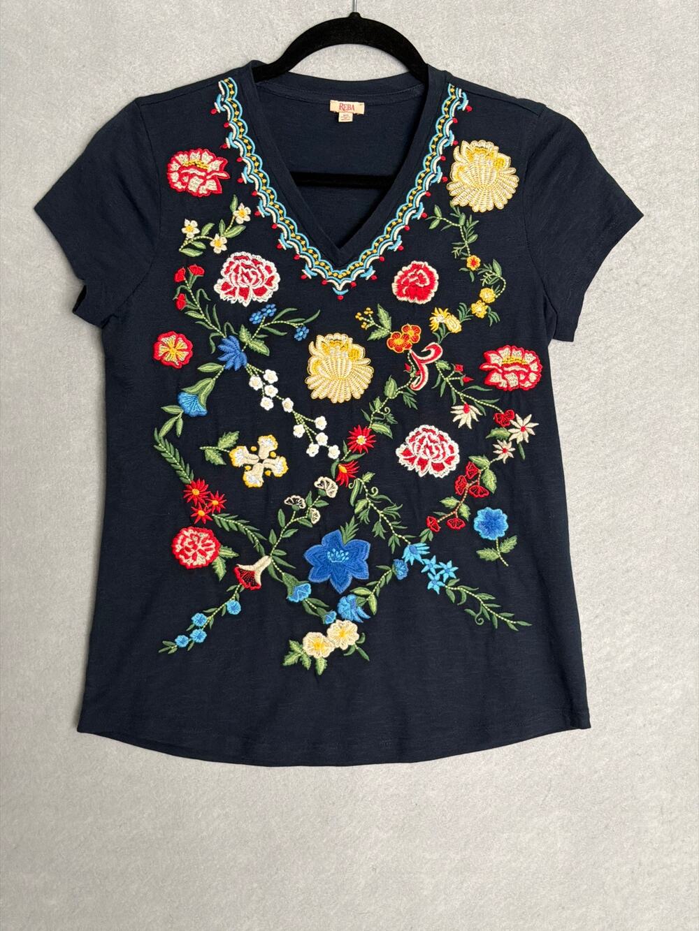 Reba Embroidered T-Shirt Short Sleeve V-Neck Women's XS Navy Blue
